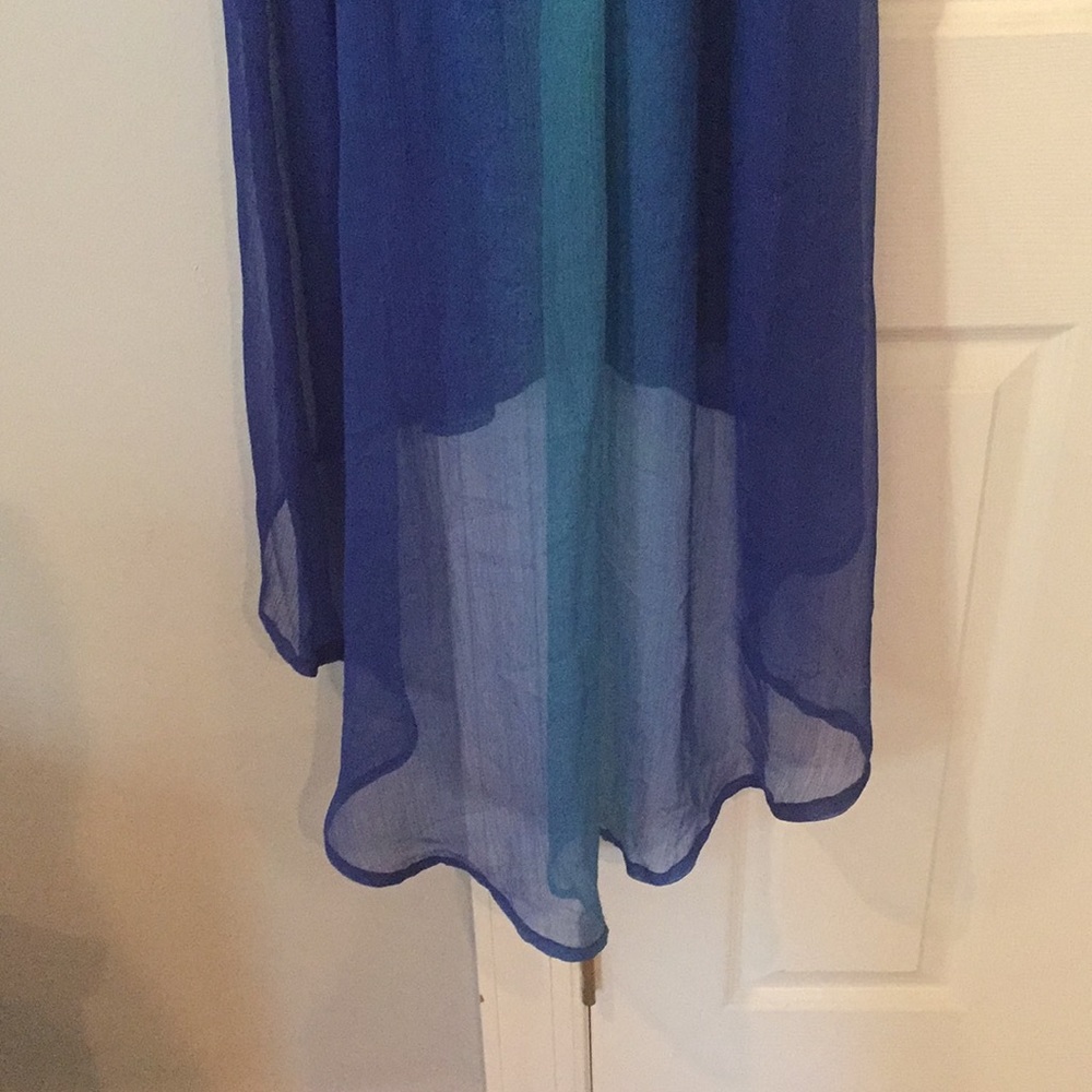 Dress - Picture 3 of 7